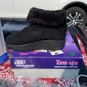 Brand New Sketchers Tone-Ups